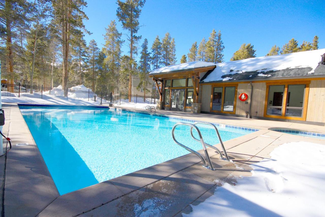 Pinecreek #F - 3 Bedroom - Close To Town - Shuttle To Slopes - Pool And Hot Tub Access Breckenridge Exterior photo